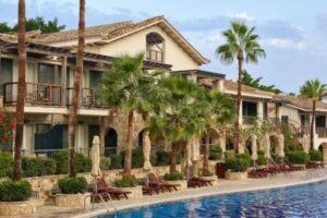 Columbia Beach Resort Pissouri