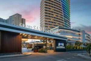 Grand Sapphire Resort