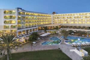 Constantinou Bros Athena Royal Beach