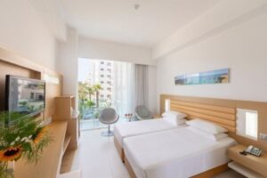 Vrissaki Beach (Paralimni)