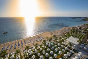 Constantinos The Great