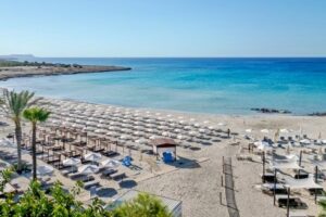 So White Club Resort